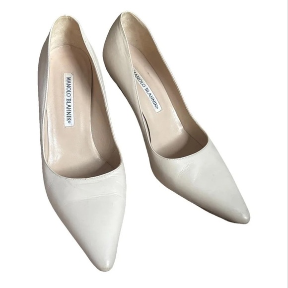 Manolo Blahnik Leather Heels Classic Pointed Toe - Picture 1 of 6